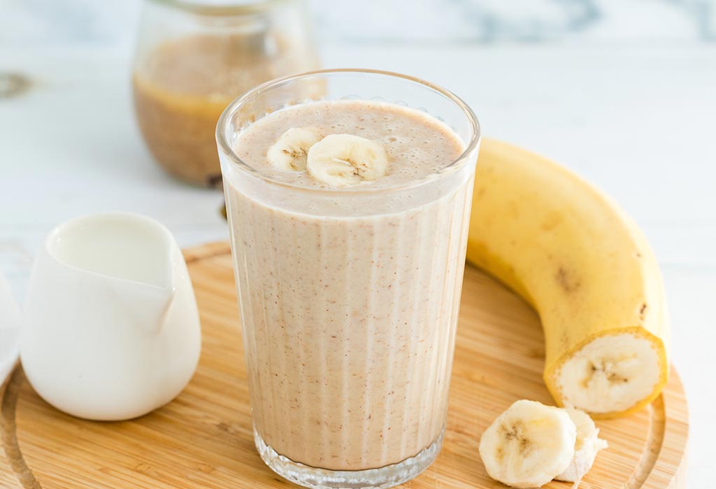 Milkshake With Bananas and Peanut Butter